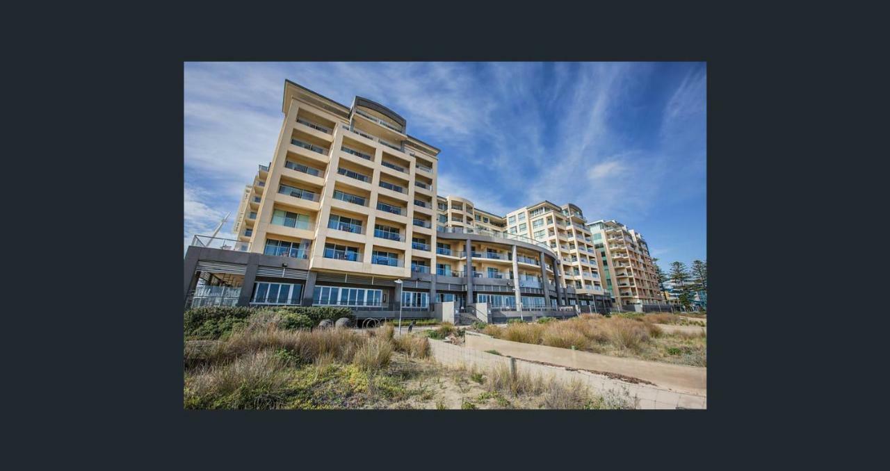 Beachside Luxury Apartments One&Two Bedroom in Beachfront Oaks Pier Building Glenelg Exterior foto